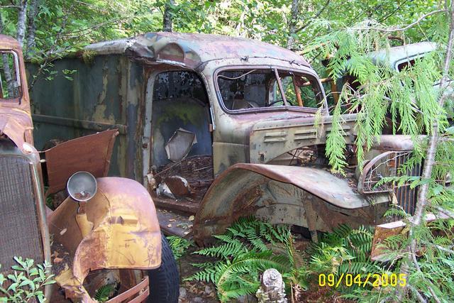 old trucks abandoned at Jawbone Flats townsite